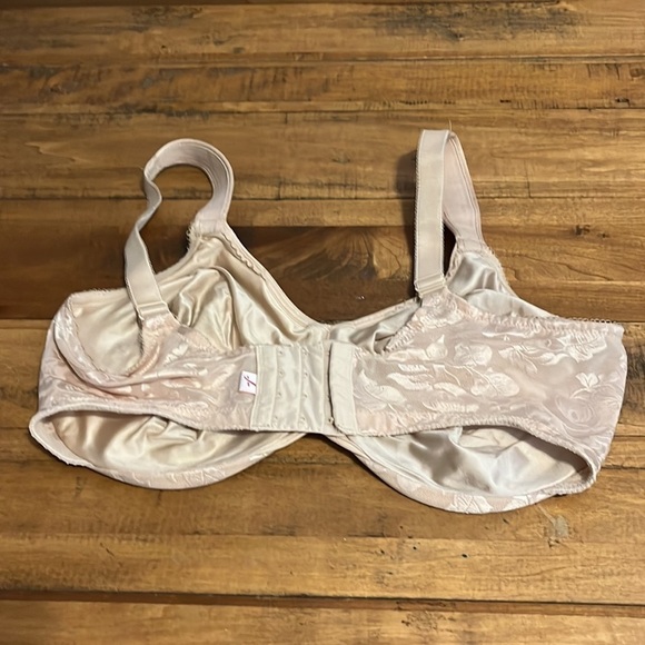 Wacoal Bra - Picture 2 of 4